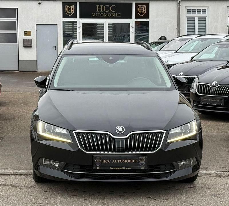 Gebraucht Skoda Superb Ambition 190 PS (139 kW) 2016 Schwarz Kombi