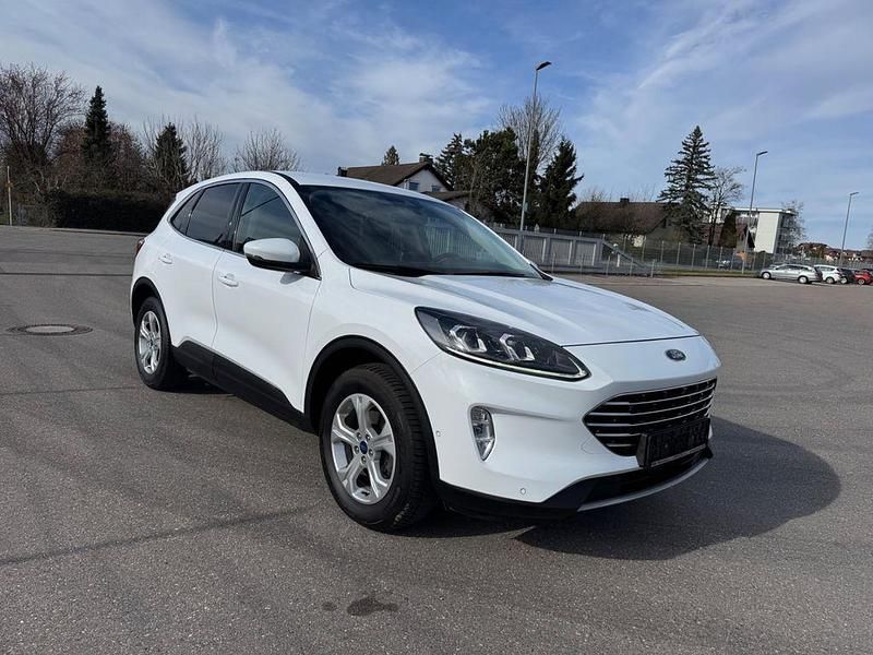 Gebraucht Ford Kuga Titanium 190 PS (139 kW) 2020 Weiß SUV