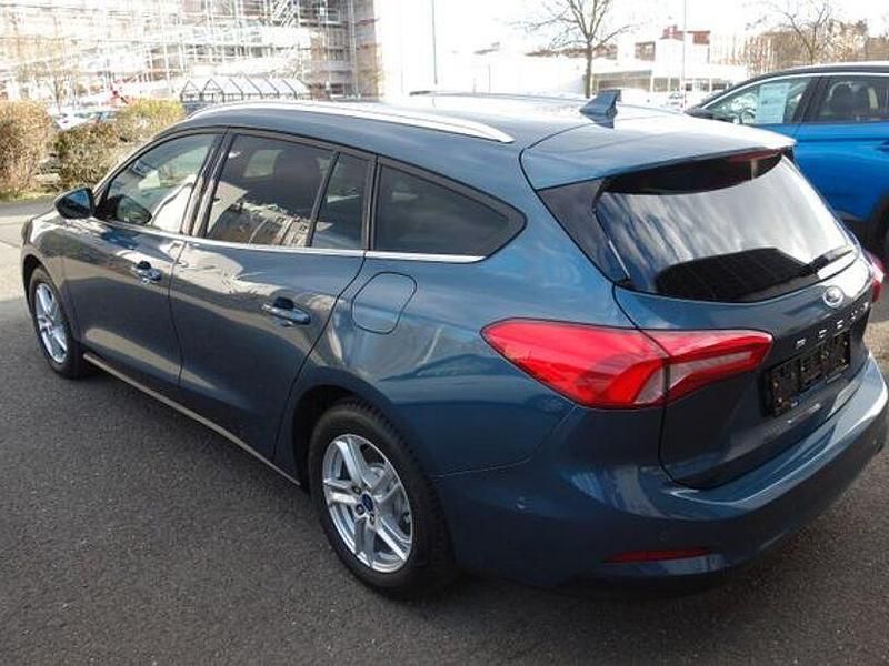 Gebraucht Ford Focus Cool & Connect 180 PS (132 kW) 2021 Schwarz Limousine