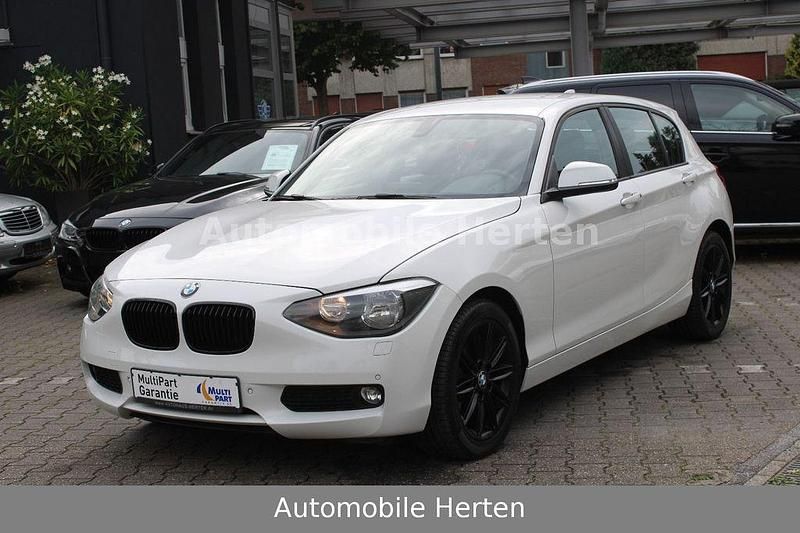 Alpinweiss iii Gebraucht 2012 BMW 116 Comfort Edition Kleinwagen | 8.890 € (Fairer Preis) - Bild 1/4