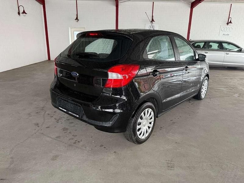 Gebraucht Ford Ka Plus 86 PS (63 kW) 2019 Schwarz Kleinwagen