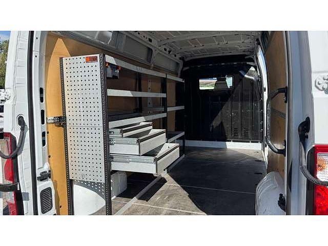 Second-hand Renault Master 150 CP (110 kW) 2022 Monovolum