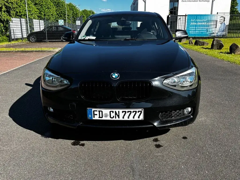 Gebraucht BMW 120 184 PS (135 kW) 2012 Schwarz Kleinwagen