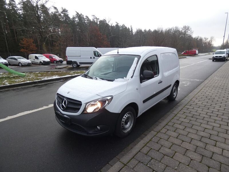 Gebraucht Mercedes Citan 109 95 PS (69 kW) 2020 Arktikweiss Van / Kleinbus