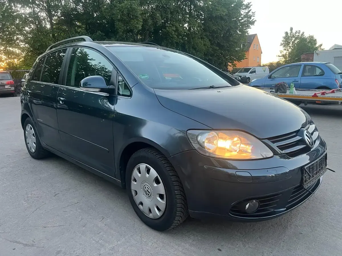 Gebraucht VW Golf Plus Cross United 102 PS (75 kW) 2007 Blau Van / Kleinbus
