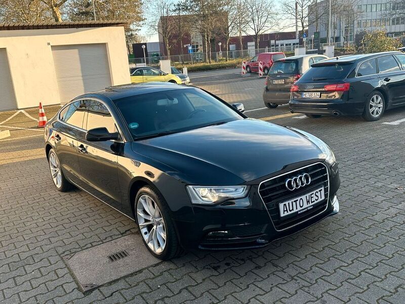 Schwarz Gebraucht 2013 Audi A5 Sportback Ambiente Limousine | 13.950 € (Guter Preis) - Bild 1/4