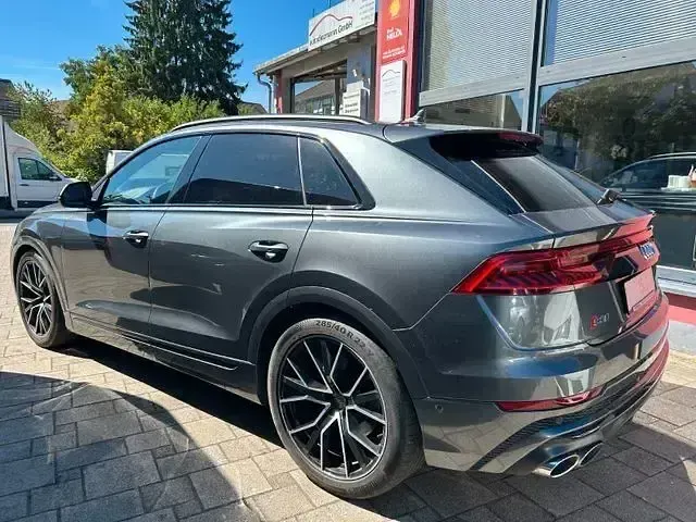 Gebraucht Audi SQ8 Design 435 PS (319 kW) 2020 Grau SUV