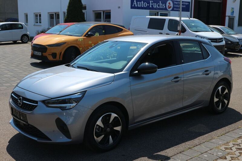 Grau Gebraucht 2021 Opel Corsa-e Elegance Kleinwagen | 14.999 € (Guter Preis) - Bild 1/4