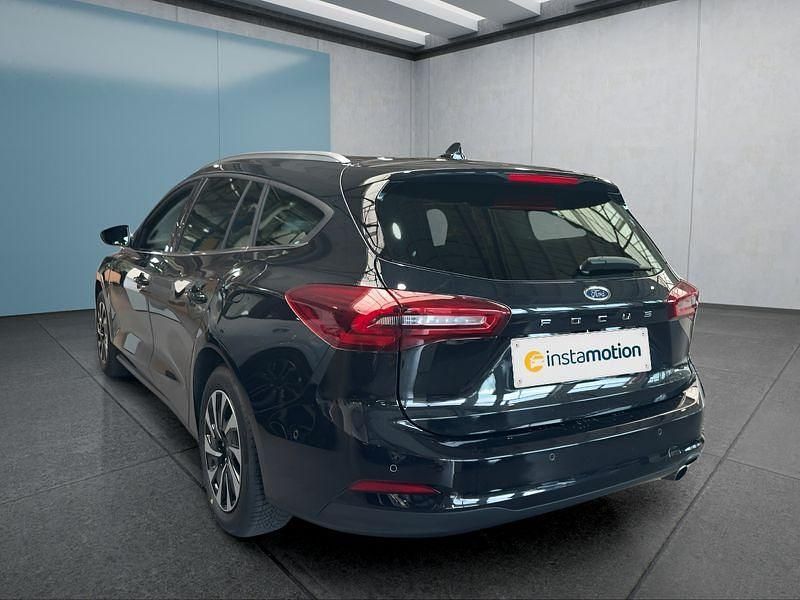 Nowe Ford Focus Titanium 155 KM (114 kW) 2025 Czarny Kombi
