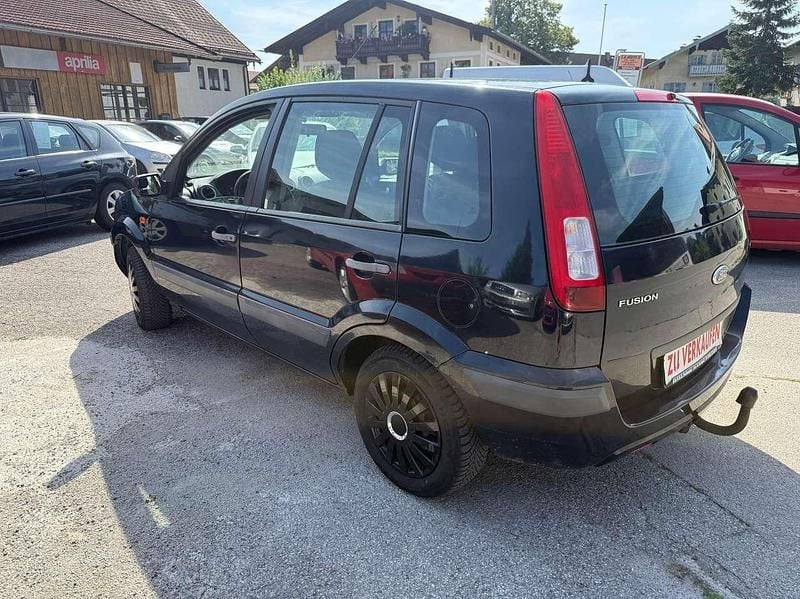 Gebraucht Ford Fusion 101 PS (74 kW) 2006 Marineblau Kleinwagen