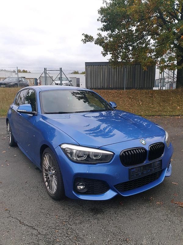 Blau Gebraucht 2018 BMW 125 M Sport Kleinwagen | 24.800 € (Fairer Preis) - Bild 1/4