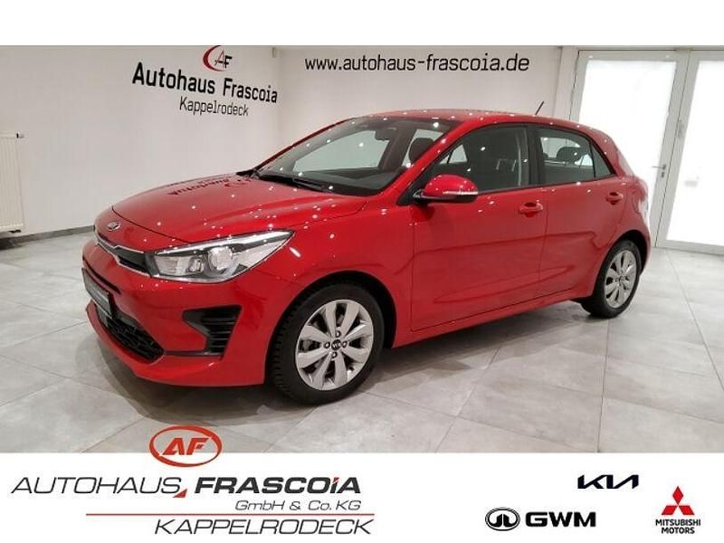 Rot Gebraucht 2022 Kia Rio Vision Limousine | 14.900 € (Fairer Preis) - Bild 1/4