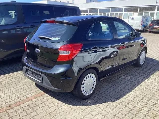 Second-hand Ford Ka Plus Basis 69 CP (50 kW) 2017 Negru Hatchback