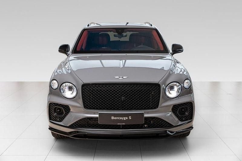 Gebraucht Bentley Bentayga 551 PS (405 kW) 2023 Grau SUV