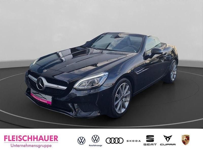 Schwarz Gebraucht 2019 Mercedes SLC180 Cabrio | 27.770 € (Superpreis) - Bild 1/4