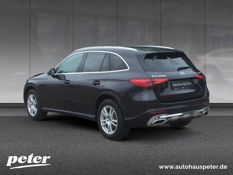 Gebraucht Mercedes GLC220 Avantgarde 197 PS (144 kW) 2024 Grau SUV