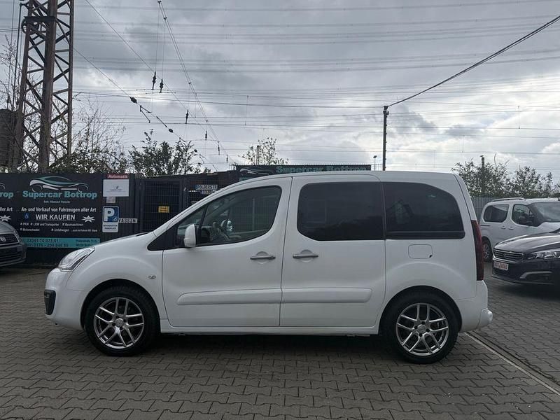 Second-hand Citroën Berlingo SELECTION 99 CP (72 kW) 2016 Alb Monovolum