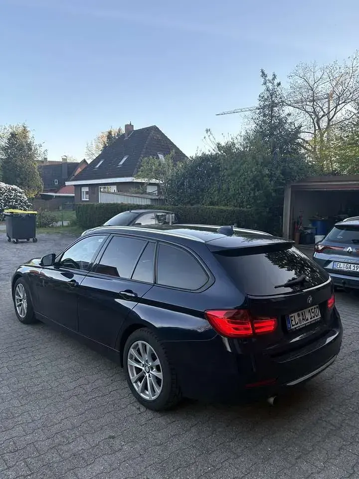 Gebraucht BMW 318 143 PS (105 kW) 2013 Limousine