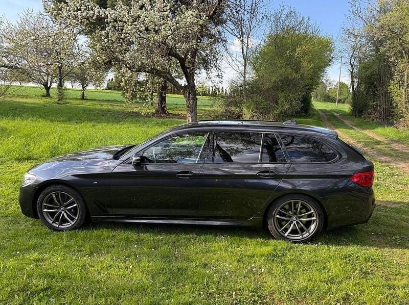 Używany BMW 530 Performance 265 KM (194 kW) 2020 Szary Sedan/Limuzyna