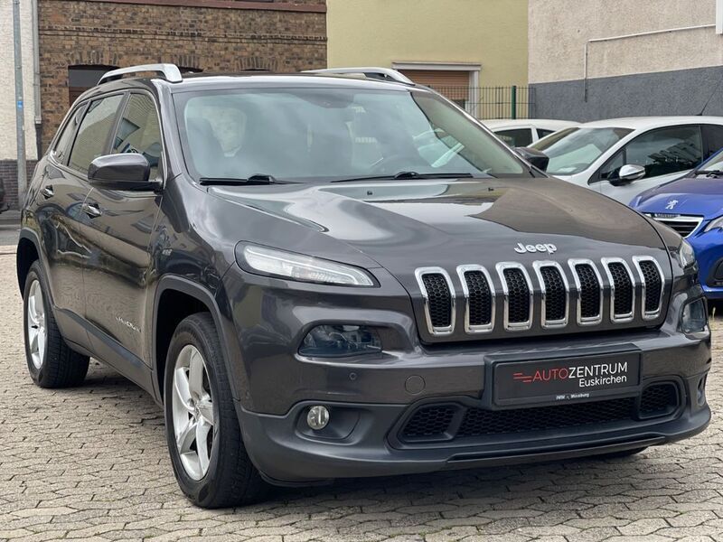 Granite crystal met. clear coa Gebraucht 2014 Jeep Cherokee Longitude SUV | 13.999 € (Guter Preis) - Bild 1/4