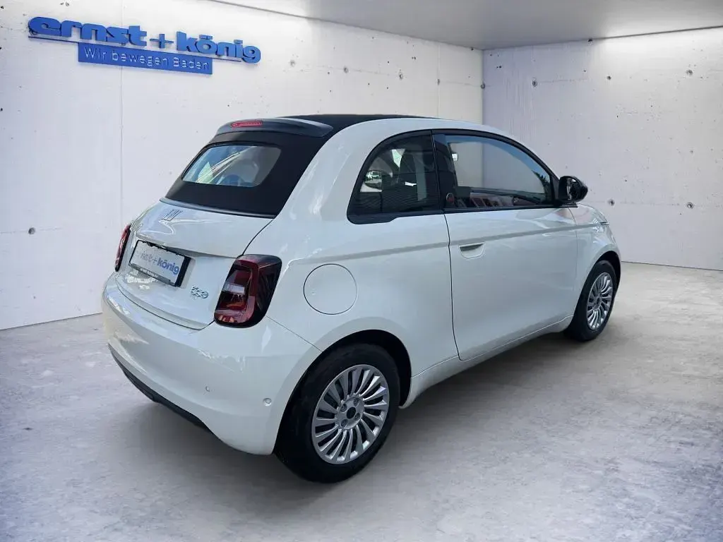 Neu Fiat 500e Red 86 kW (118 PS) 2025 Weiß Cabrio