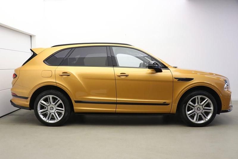 Gebraucht Bentley Bentayga 551 PS (405 kW) 2022 Orange SUV