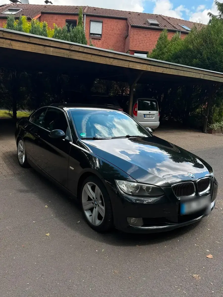Gebraucht BMW 325 Cabriolet Performance 218 PS (160 kW) 2007 Schwarz Cabrio