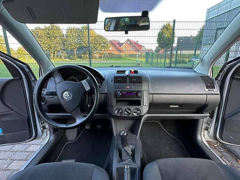 Gebraucht VW Polo 80 PS (58 kW) 2009 Silber Kleinwagen