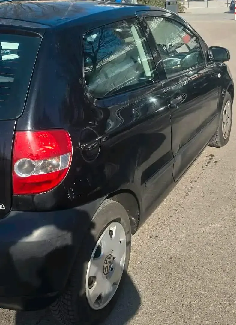 Używany VW Fox 55 KM (40 kW) 2010 Czarny Hatchback