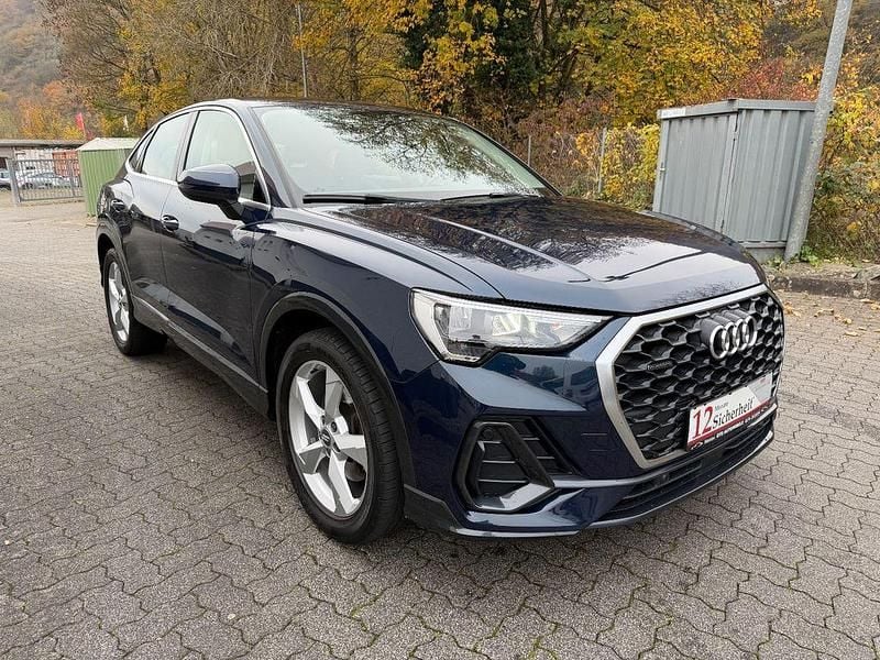 Blau Gebraucht 2020 Audi Q3 Sportback Basis SUV | 28.950 € (Fairer Preis) - Bild 1/4