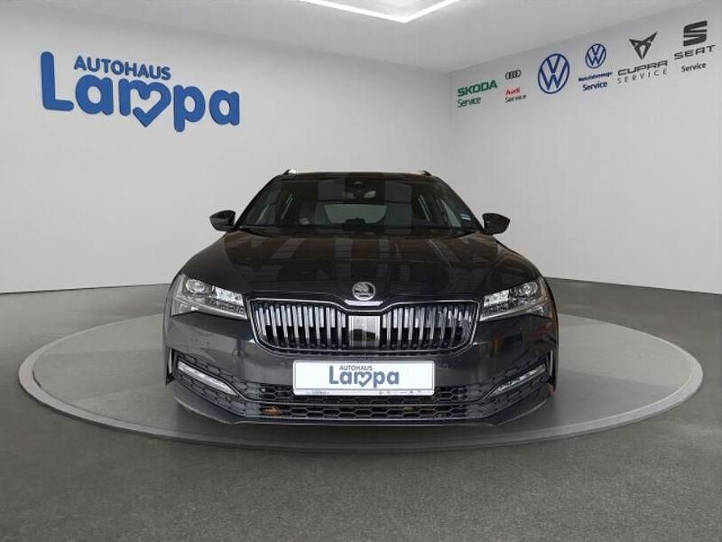 Gebraucht Skoda Superb SportLine 200 PS (147 kW) 2021 Schwarz Kombi