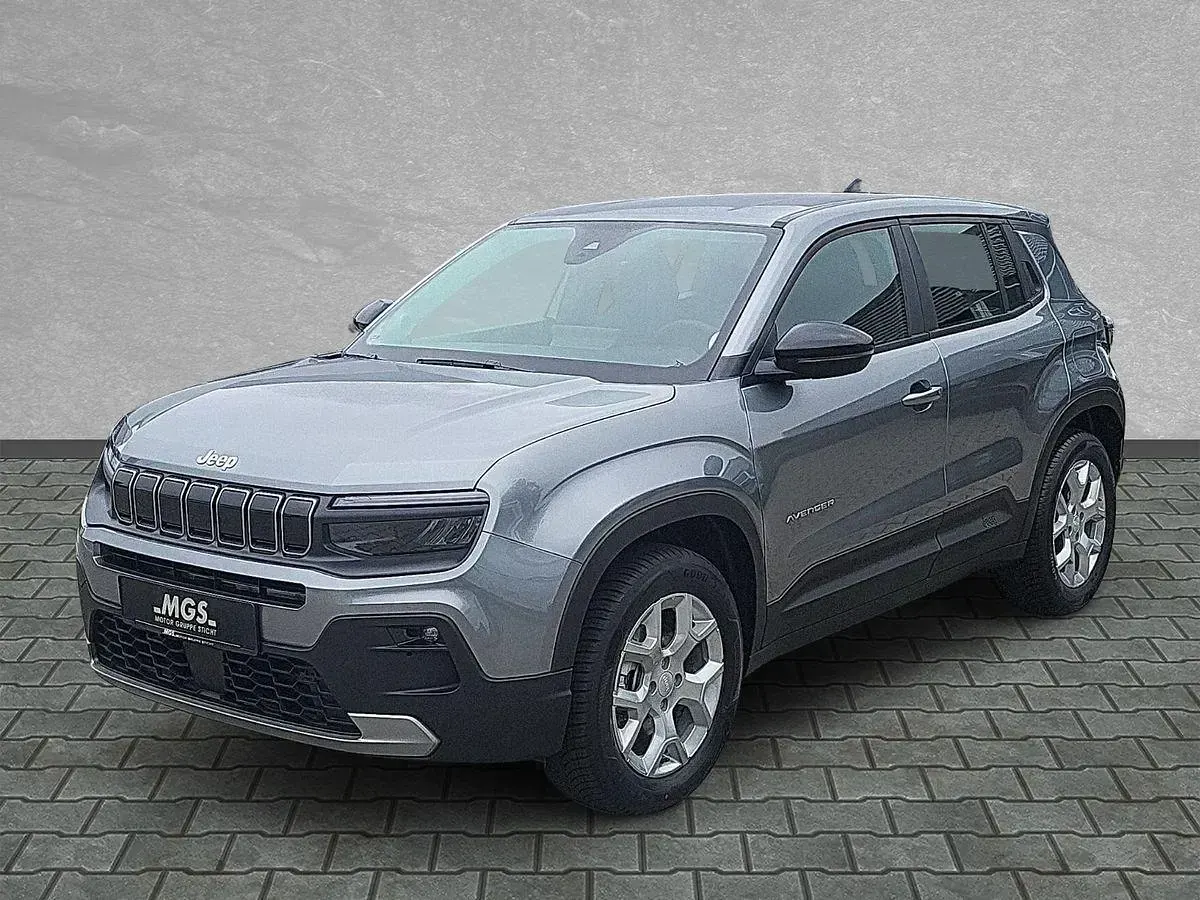 Neu Jeep Avenger Altitude 110 PS (80 kW) 2025 Granity grey SUV