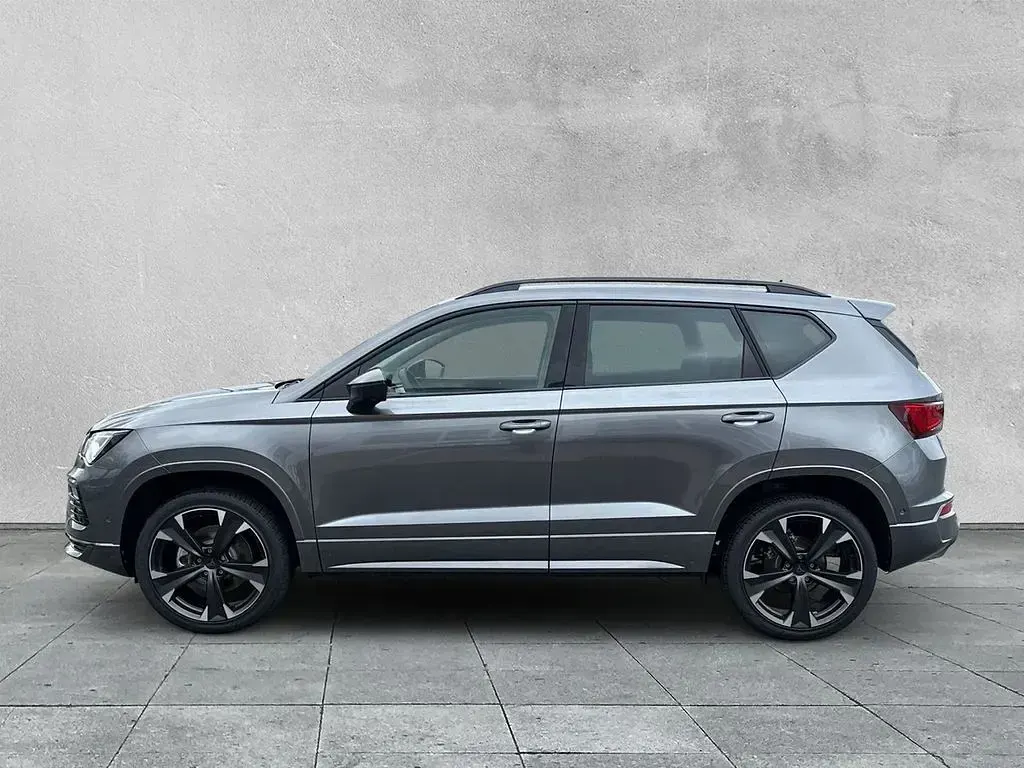 Neu Cupra Ateca 150 PS (110 kW) 2026 Grau SUV
