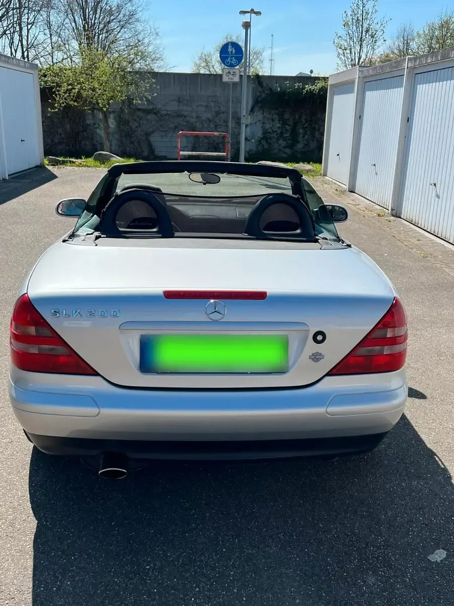 Second-hand Mercedes SLK200 136 CP (100 kW) 1999 Argintiu Cabrio
