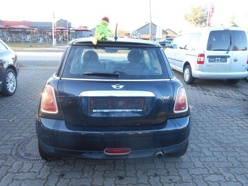 Gebraucht Mini ONE 95 PS (69 kW) 2008 Schwarz Kleinwagen