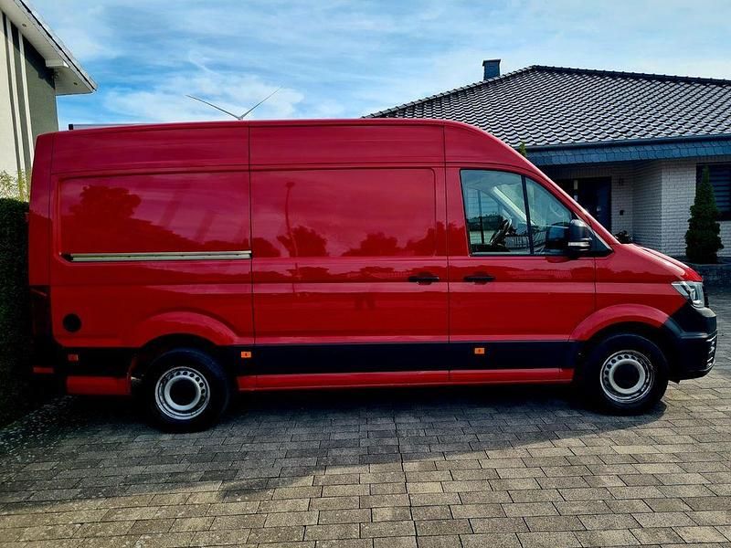 Rot Gebraucht 2021 VW Crafter Van | 19.900 € (Superpreis) - Bild 1/4