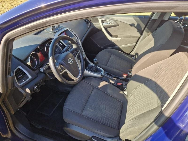 Gebraucht Opel Astra Selection 87 PS (63 kW) 2010 Blau Limousine