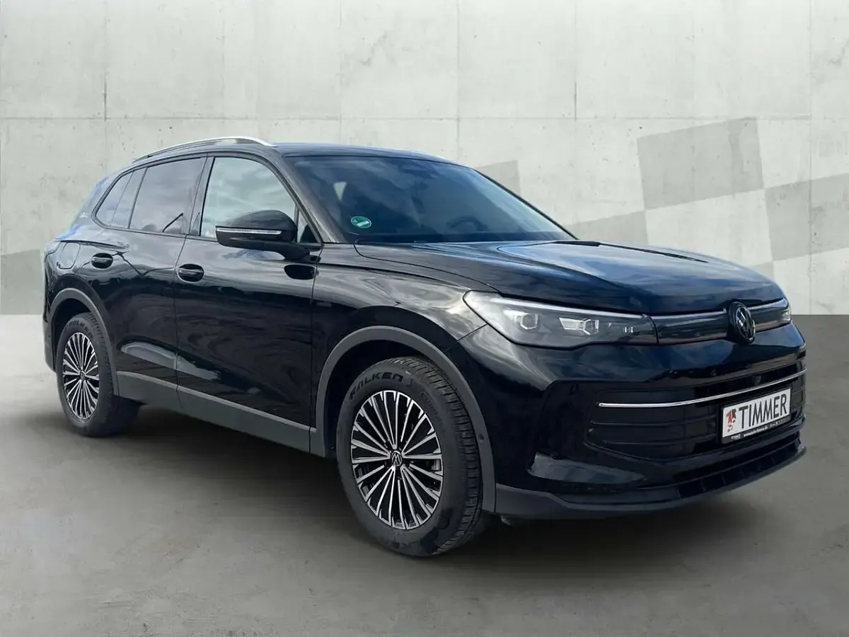 Gebraucht VW Tiguan Goal 131 PS (96 kW) 2025 Grenadillschwarz metallic SUV