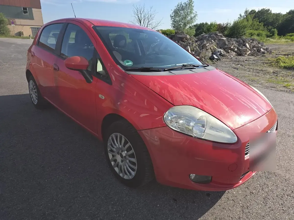Gebraucht Fiat Punto 77 PS (56 kW) 2009 Rot Kleinwagen