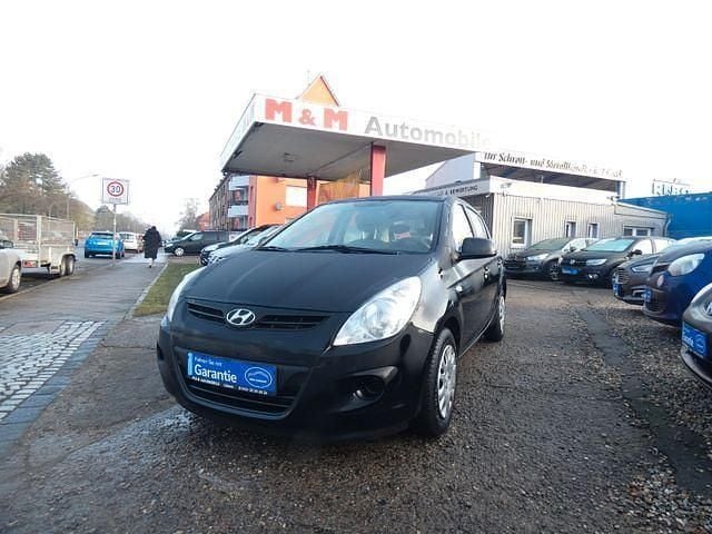 Schwarz Gebraucht 2012 Hyundai i20 Classic Kleinwagen | 5.699 € (Etwas zu teuer) - Bild 1/3