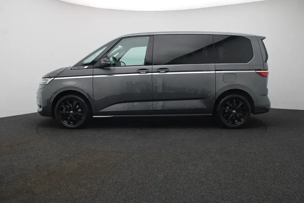 Gebraucht VW Multivan Style 204 PS (150 kW) 2025 Indiumgrau metallic Van / Kleinbus