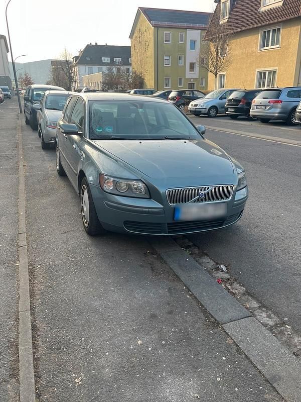 Gebraucht Volvo V50 136 PS (100 kW) 2006 Grün Kombi