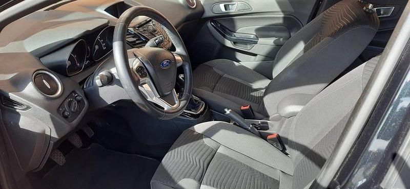 Gebraucht Ford Fiesta Titanium 95 PS (69 kW) 2013 Schwarz Kleinwagen