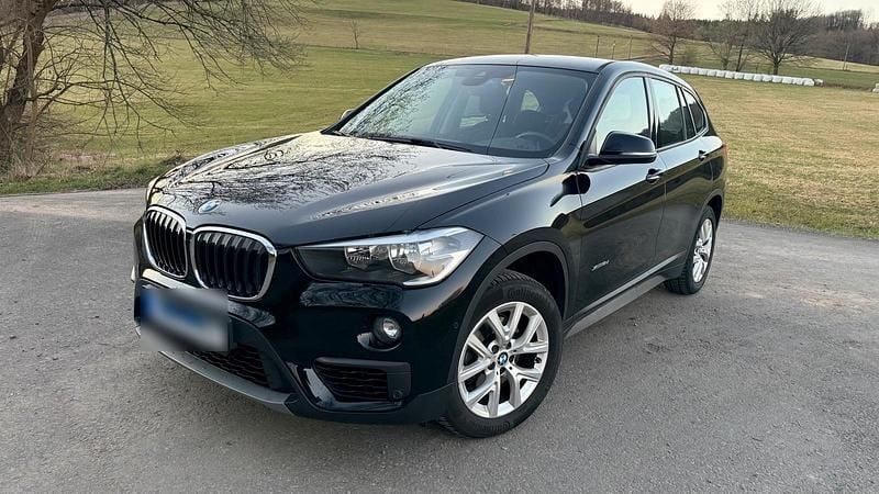 Gebraucht BMW X1 150 PS (110 kW) 2016 Schwarz SUV