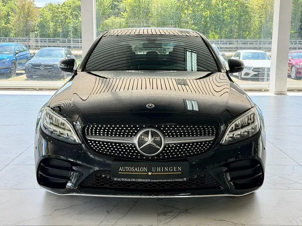 Gebraucht Mercedes C200 AMG 184 PS (135 kW) 2021 Obsidianschwarz metallic Limousine