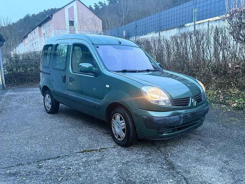 Grün Gebraucht 2006 Renault Kangoo SUV | 2.295 € (Fairer Preis) - Bild 1/4