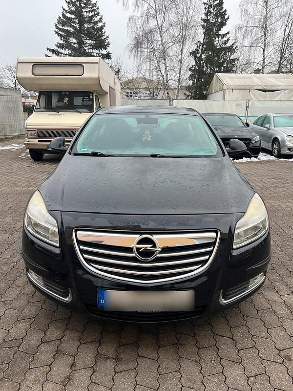 Gebraucht Opel Insignia 260 PS (191 kW) 2009 Schwarz Limousine