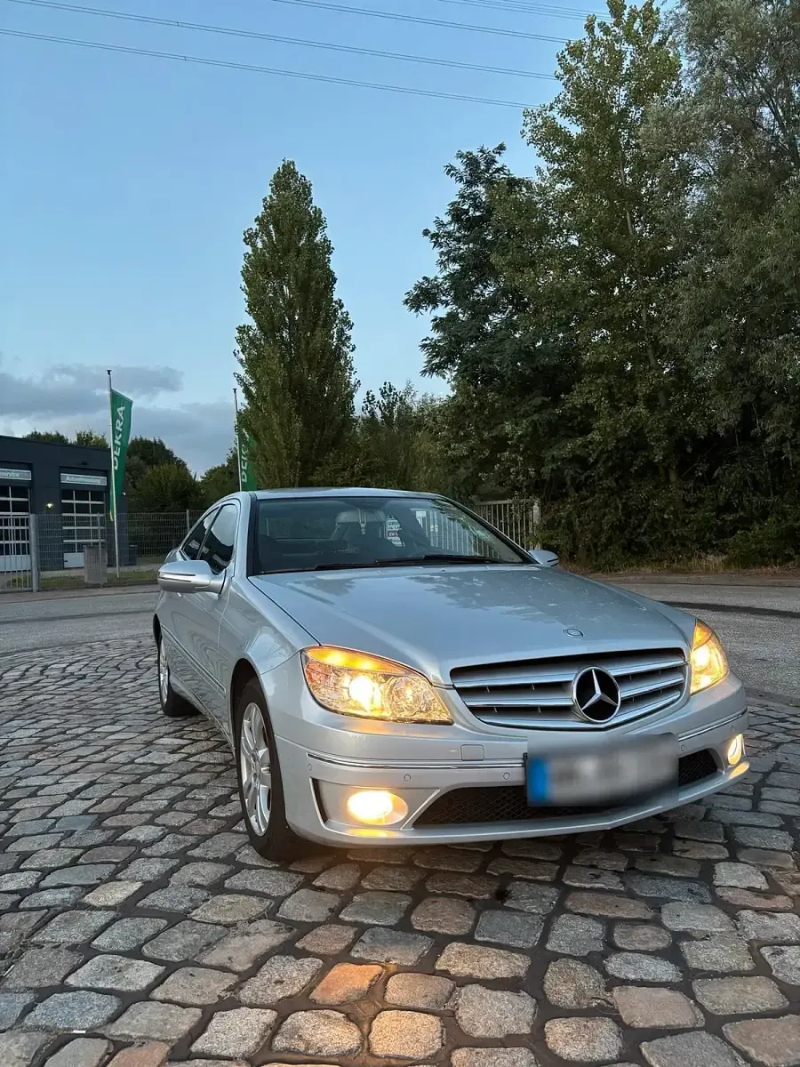 Gebraucht Mercedes CLC180 143 PS (105 kW) 2010 Silber Coupé