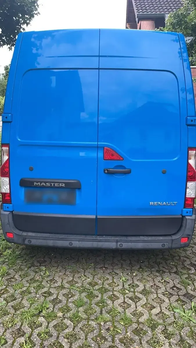 Gebraucht Renault Master 150 PS (110 kW) 2013 Blau Limousine