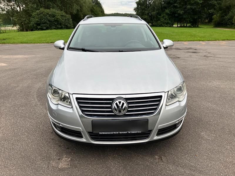 Silber Gebraucht 2009 VW Passat SUV | 3.500 € (Fairer Preis) - Bild 1/4